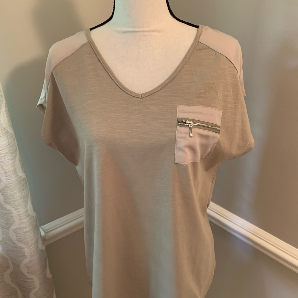 Vivilli Tan Casual Blouse NWT‎